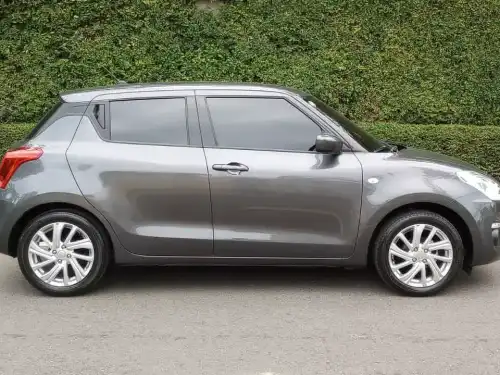 SUZUKI SWIFT GLI 2023 | DE LA CASA SDM | AROS 16 | 7500 Kilómet